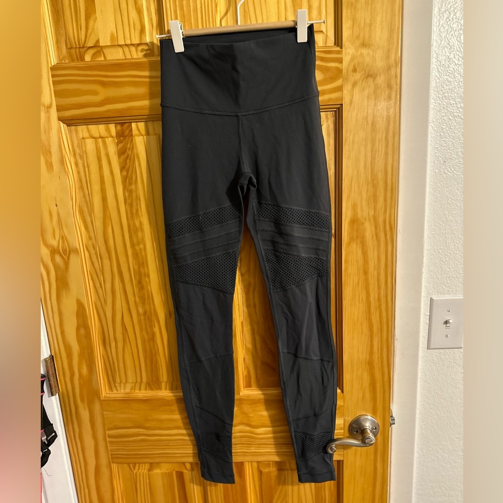 Lululemon Wunder Under High rise leggings